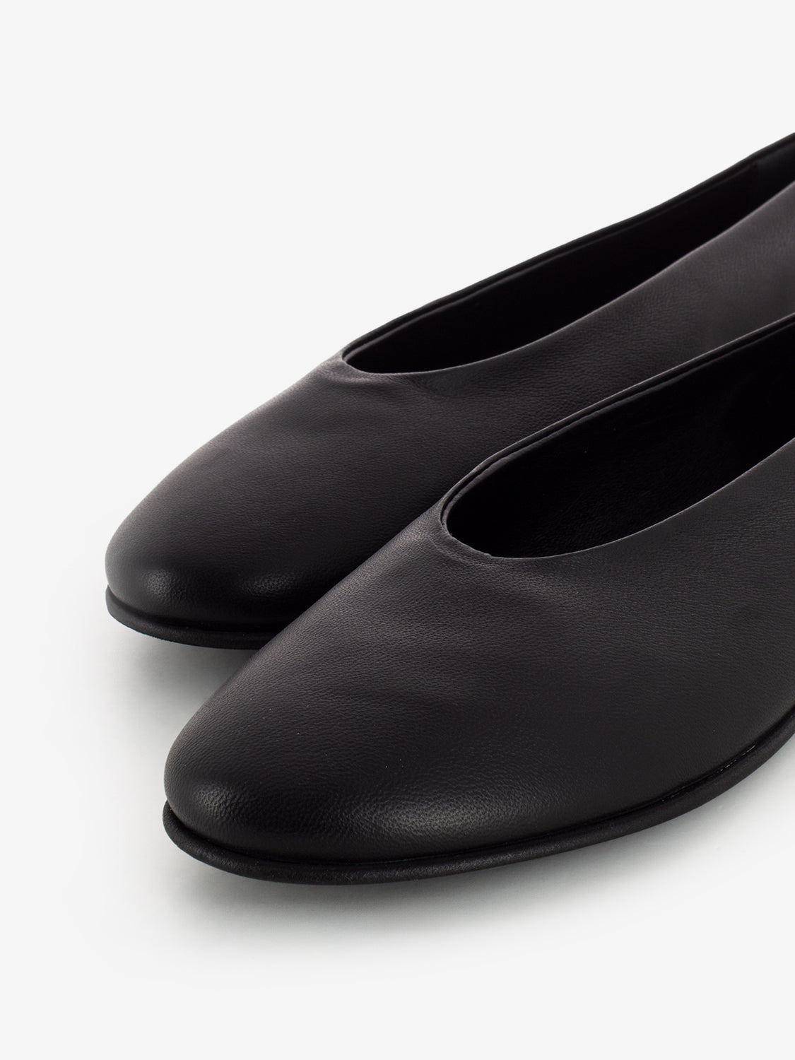 Ballerine punta tonda nappa nero