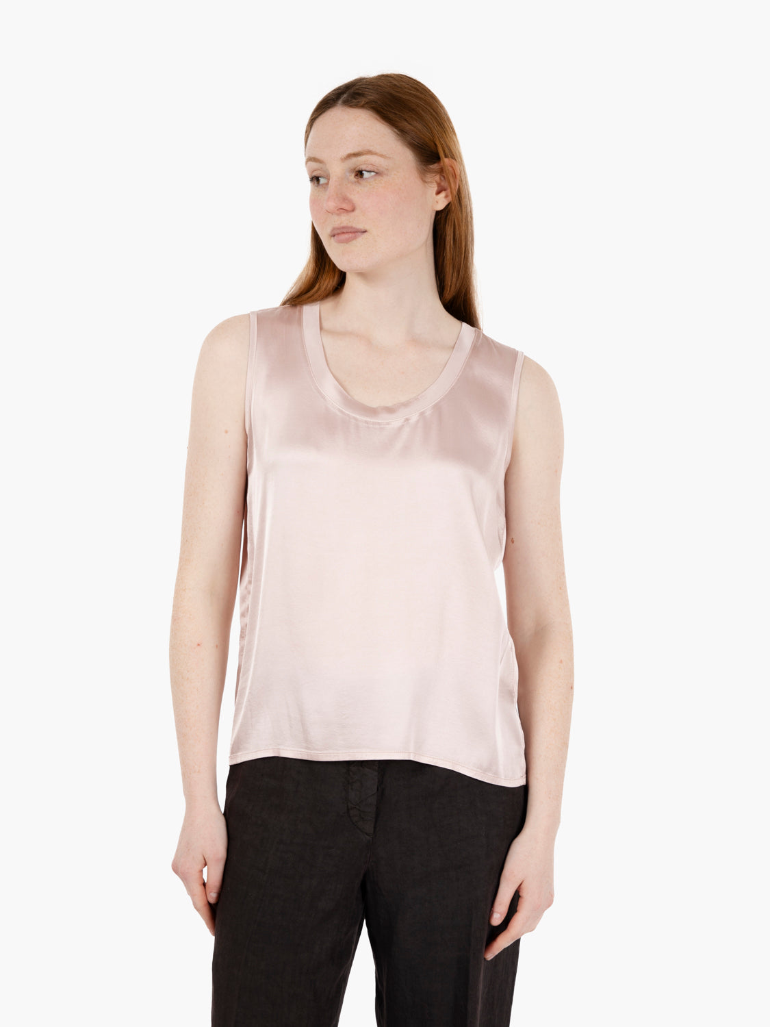 Irina sleeveless blouse in pink satin
