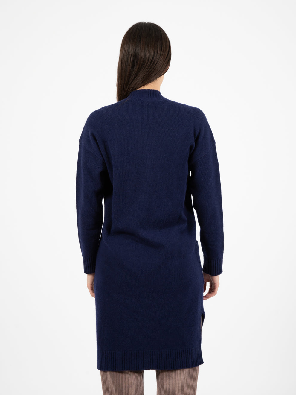 Long cardigan with blue buttons