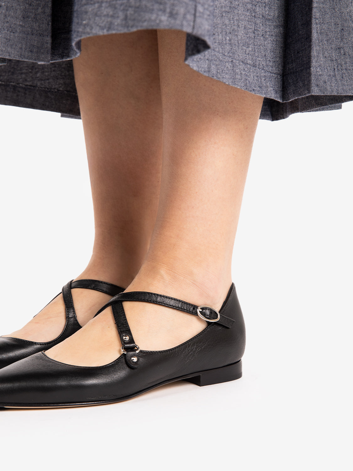 Chanel con incrocio nero