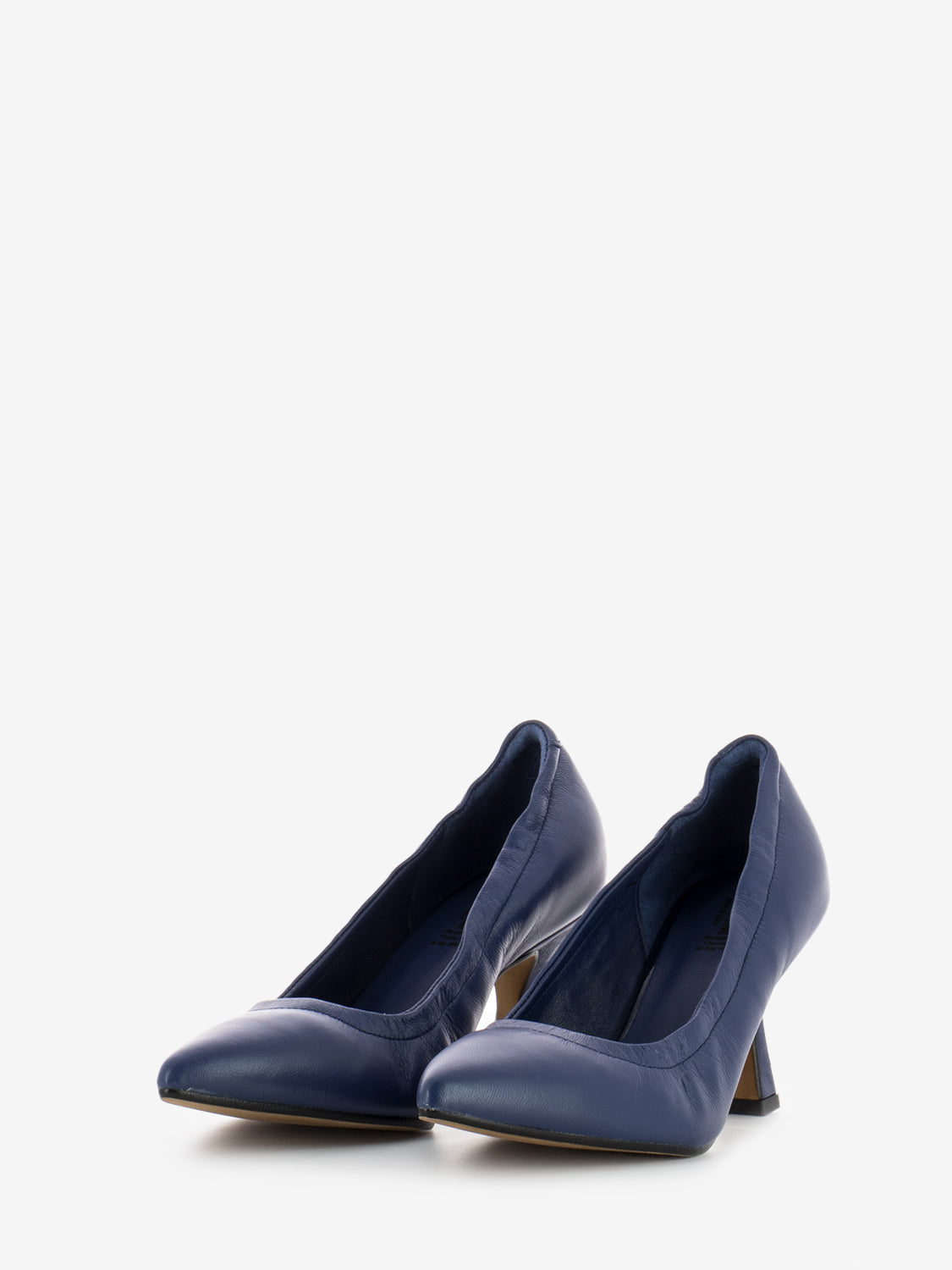 Blue nappa décolleté