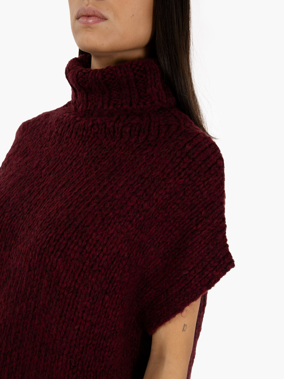 Gilet dolcevita bouclè bordeaux