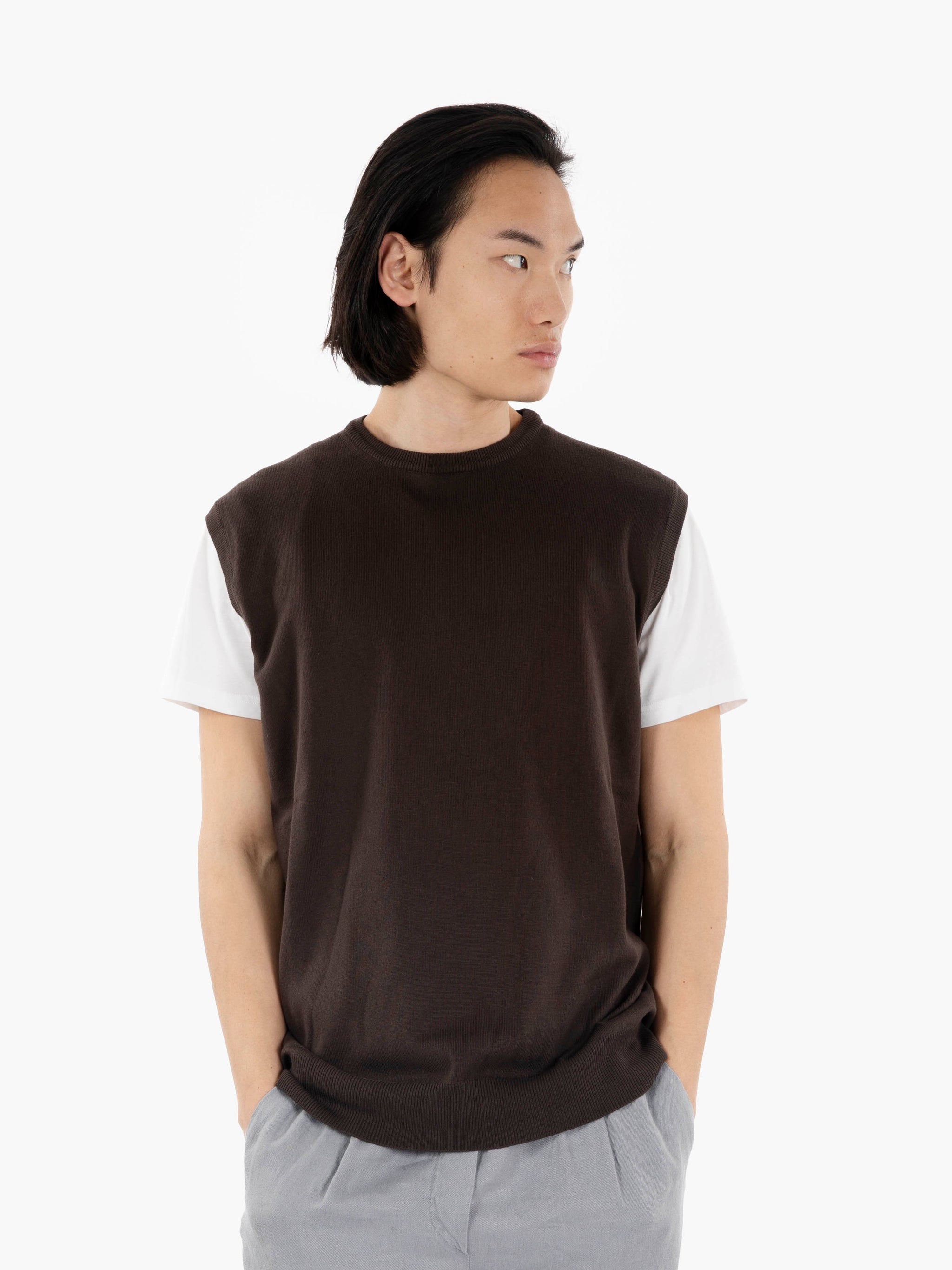 Gilet girocollo in cotone marrone