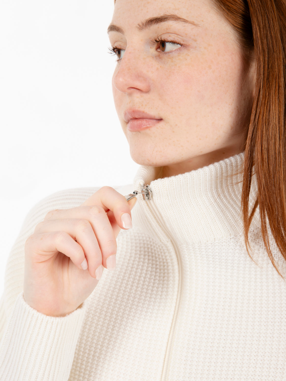 Maglia crop con zip in lana bianca