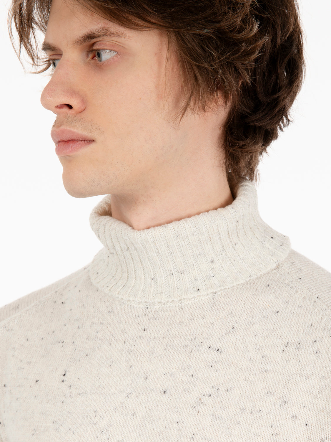 Maglia dolcevita bottonato ecrù