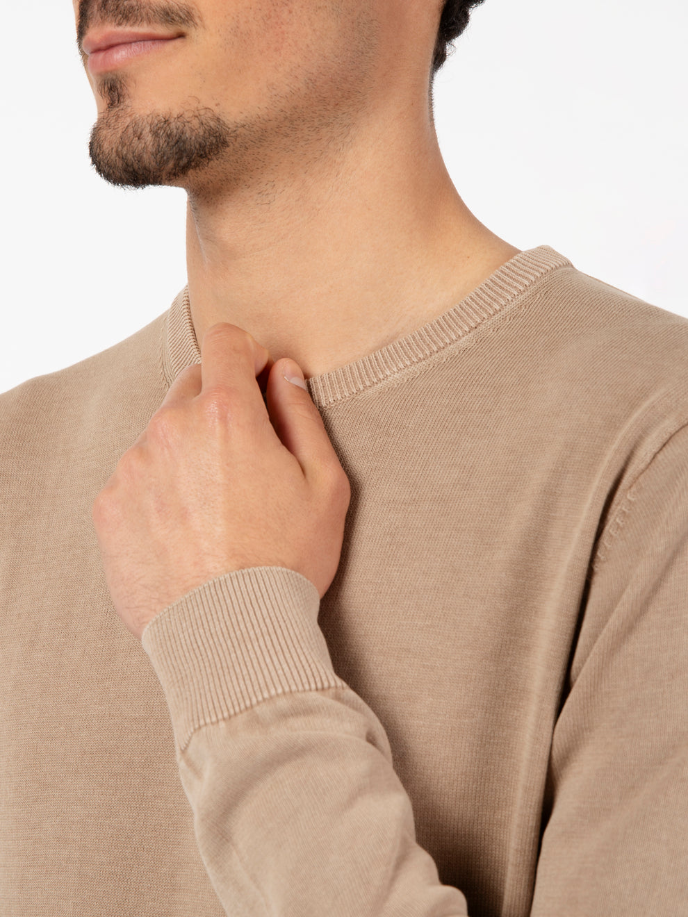 Colonial crewneck sweater