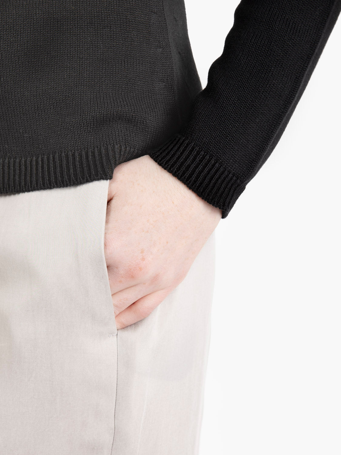 Maglia in cotone girocollo nero