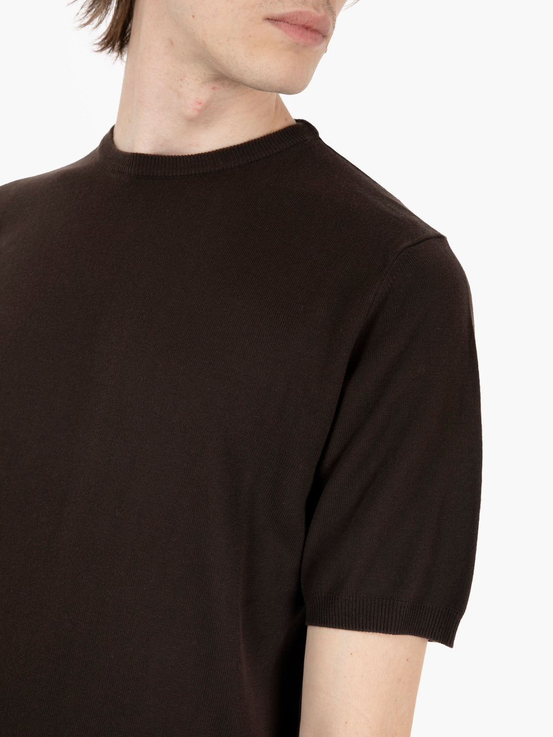 Maglia manica corta girocollo in cotone moro