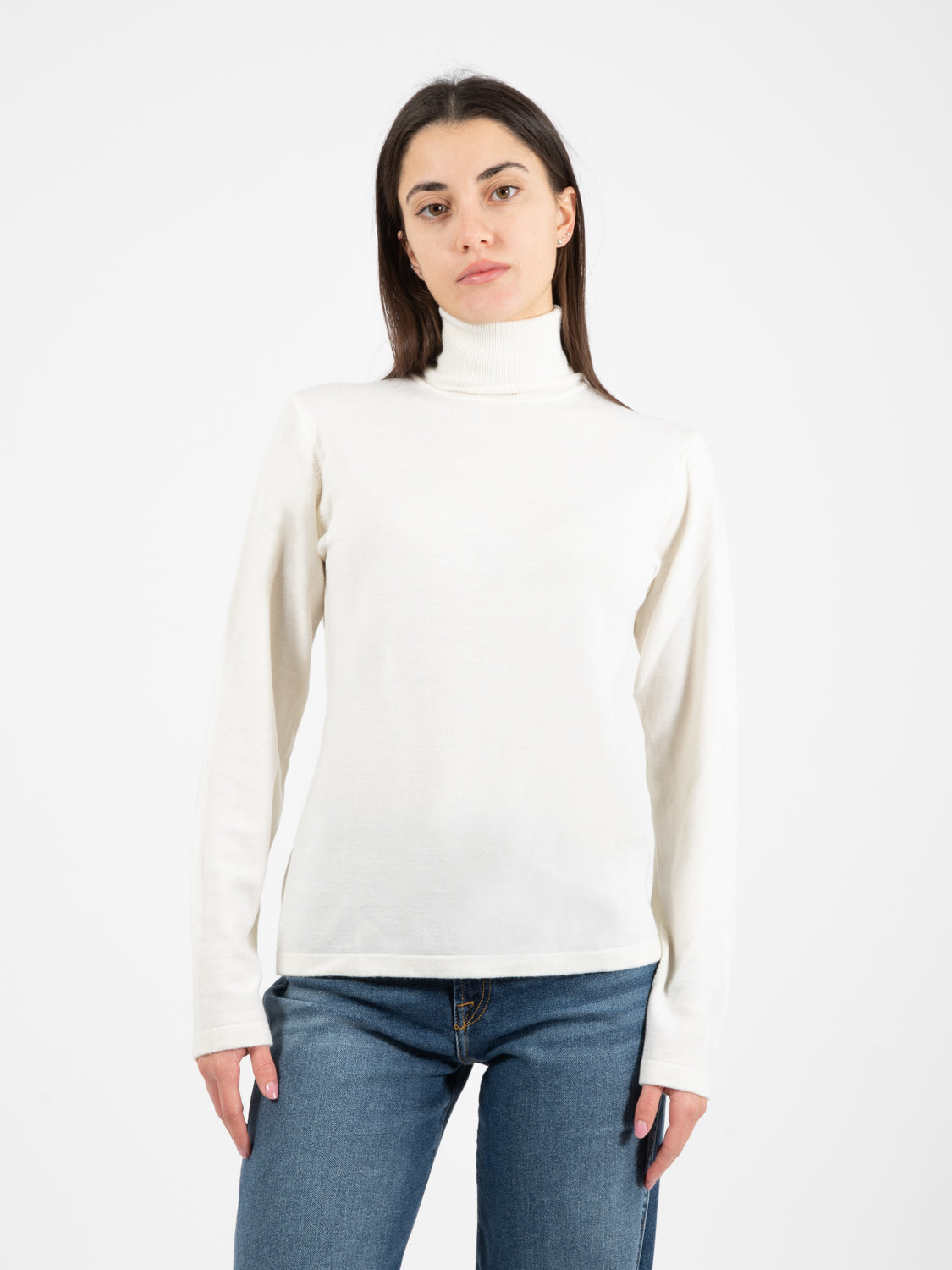 Ecru wool turtleneck sweater