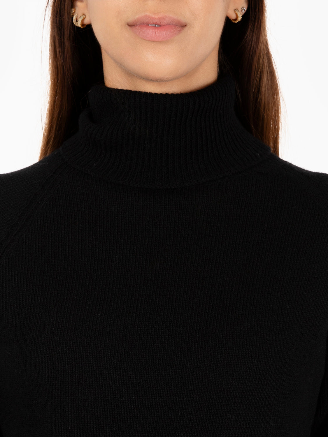 Black lurex thread turtleneck sweater