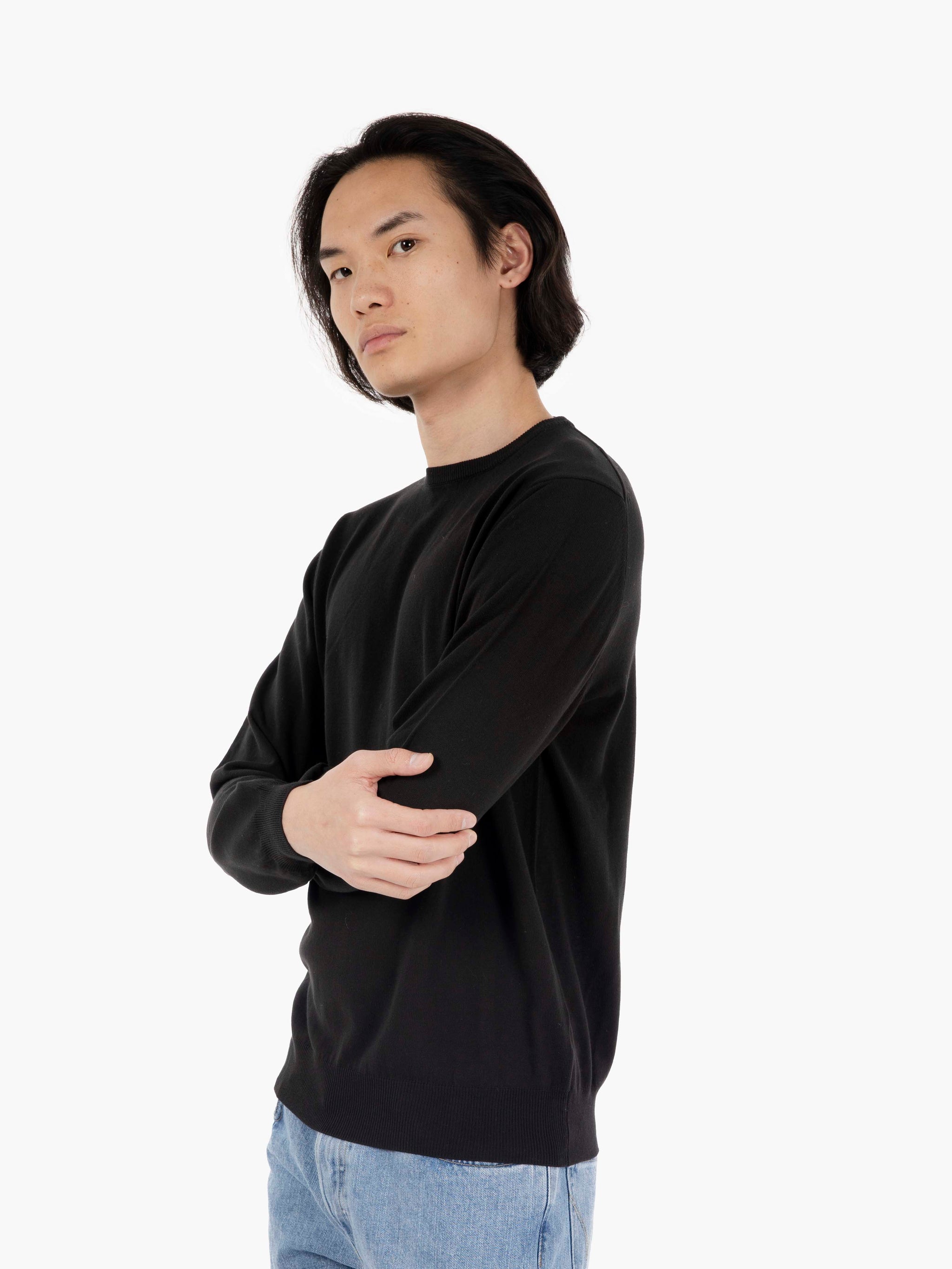 Maglione girocollo in cotone nero