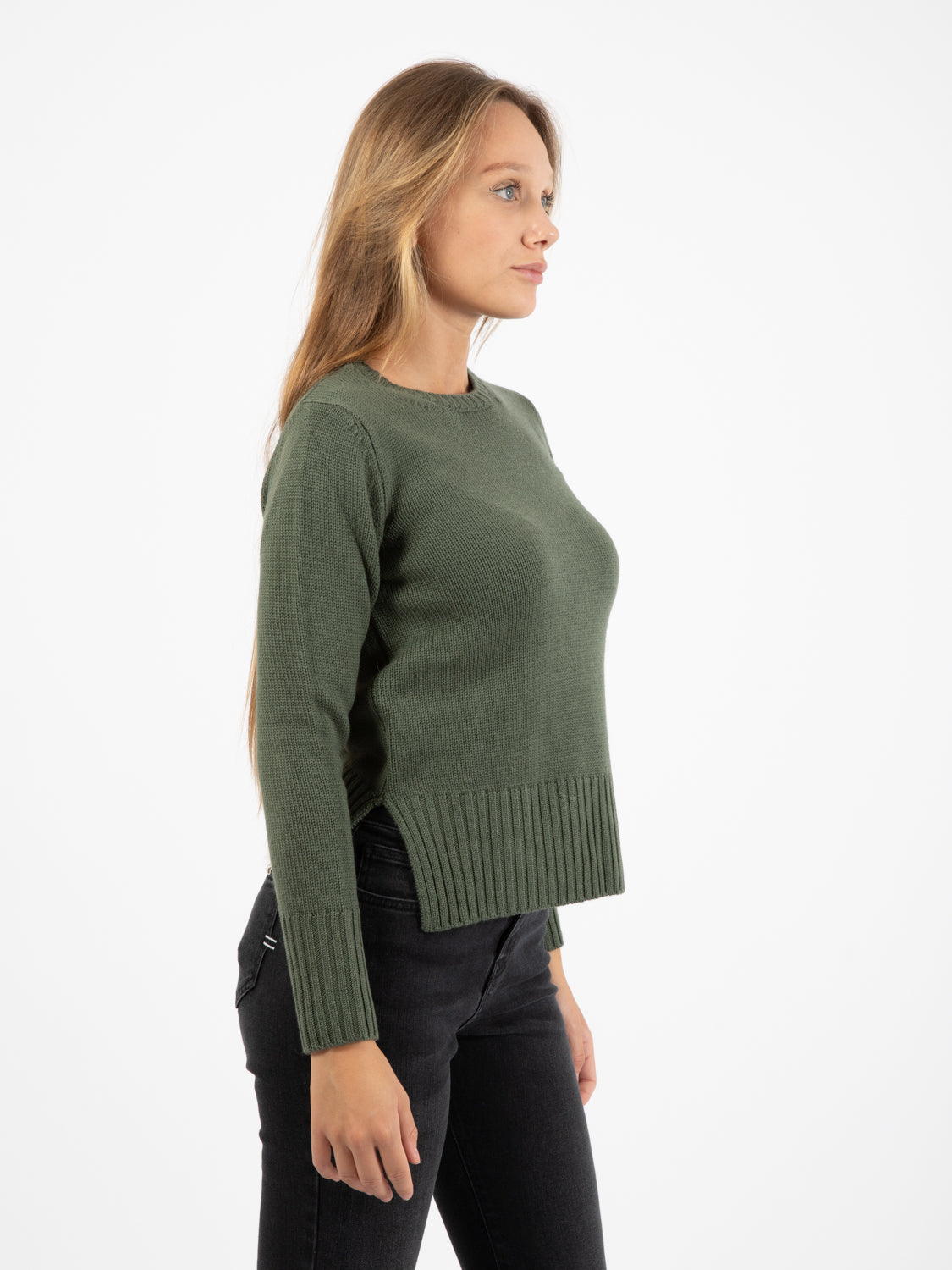 Maglione girocollo in lana verde militare