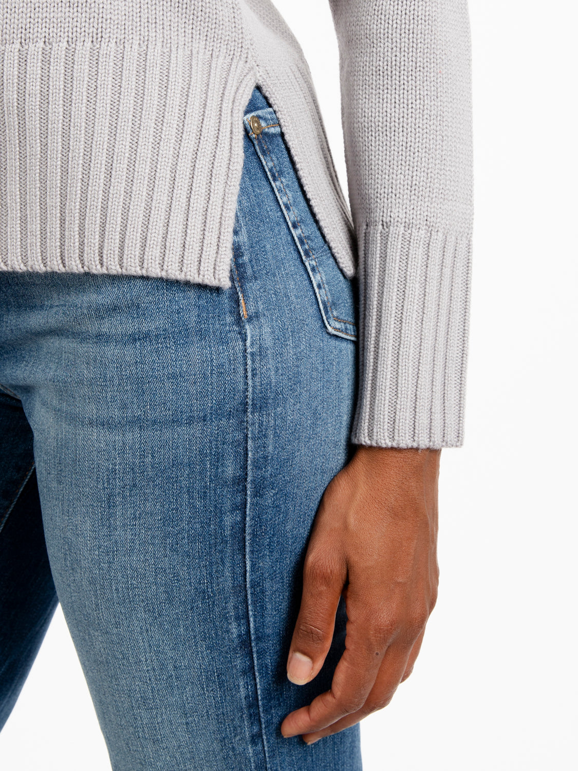 Maglione in lana scollo rotondo grigio perla