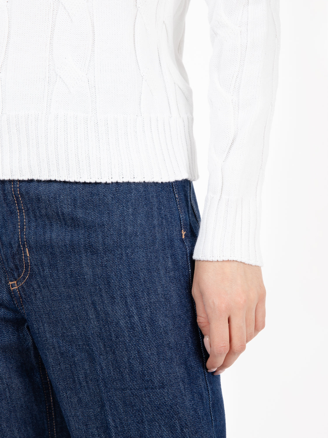 Maglione leggero a treccia bianco