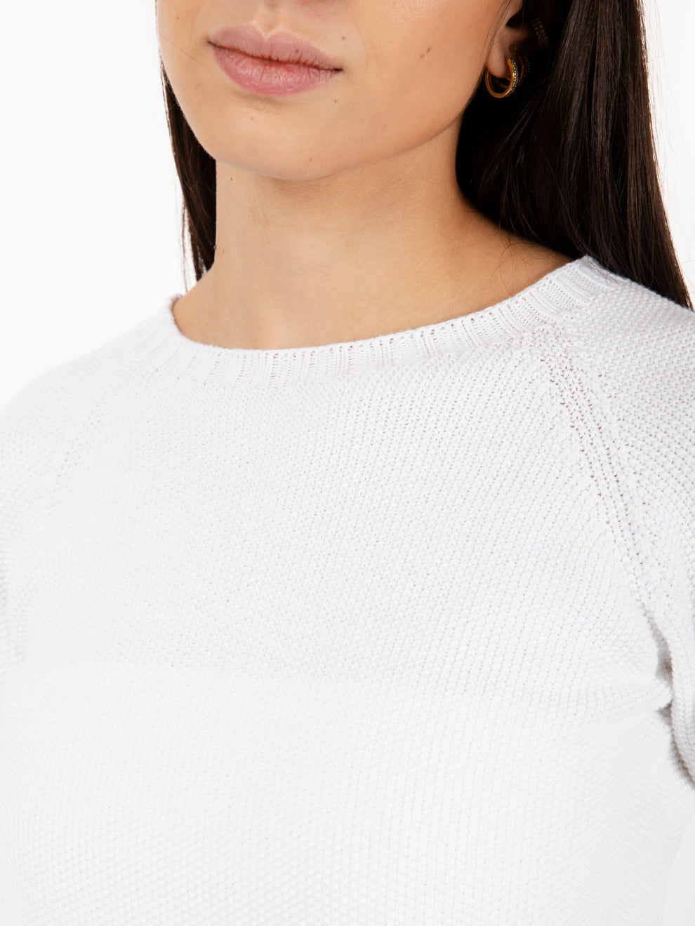 Rice stitch sweater with white boat neckline