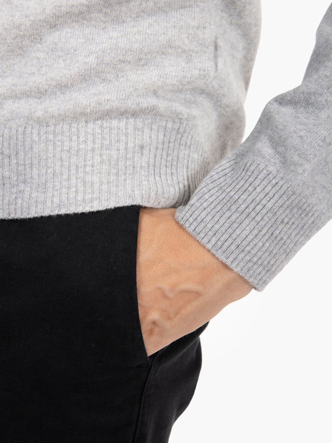 Maglione rasato girocollo cenere