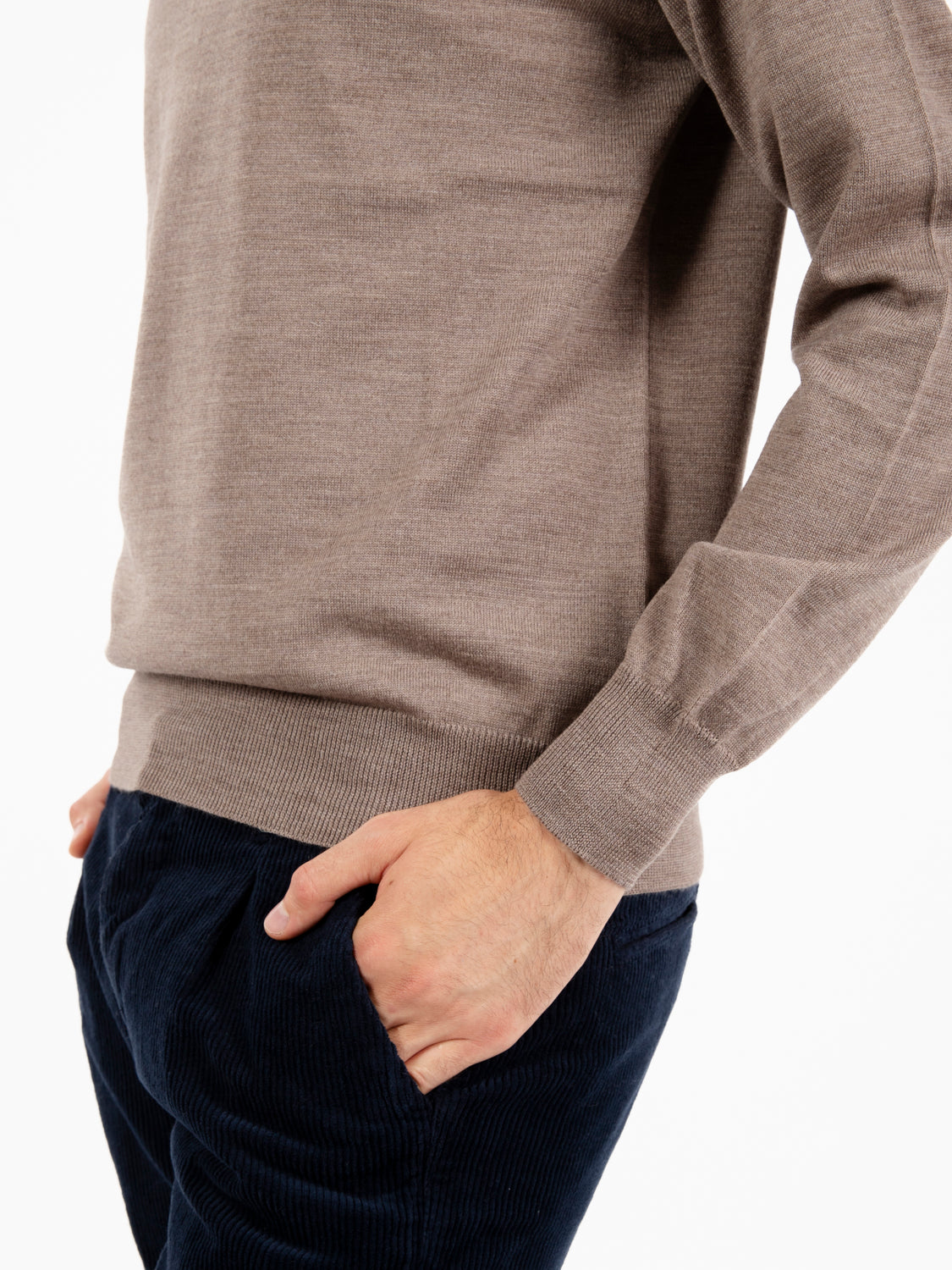 Maglione rasato girocollo noce