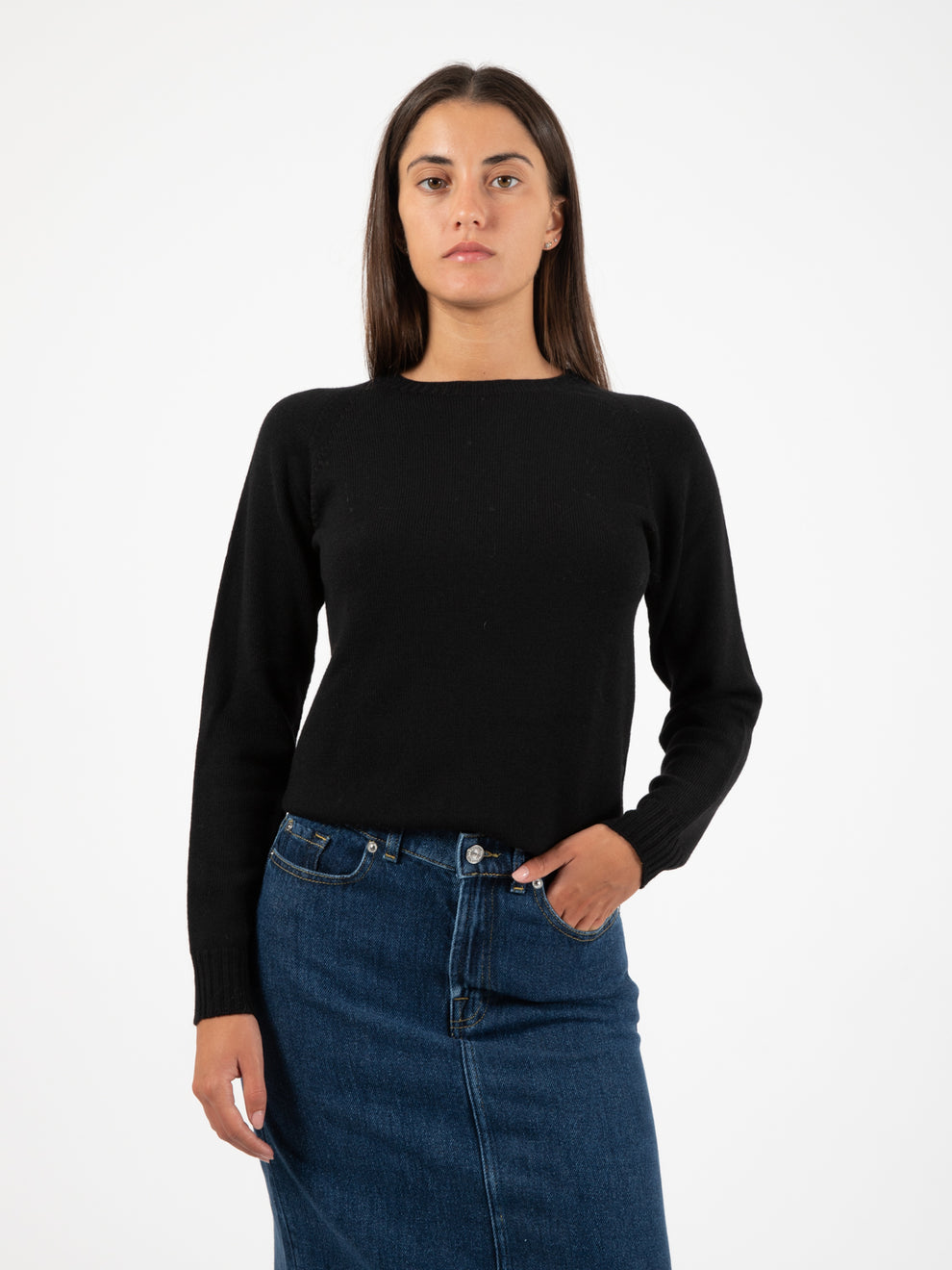 Black round neck sweater