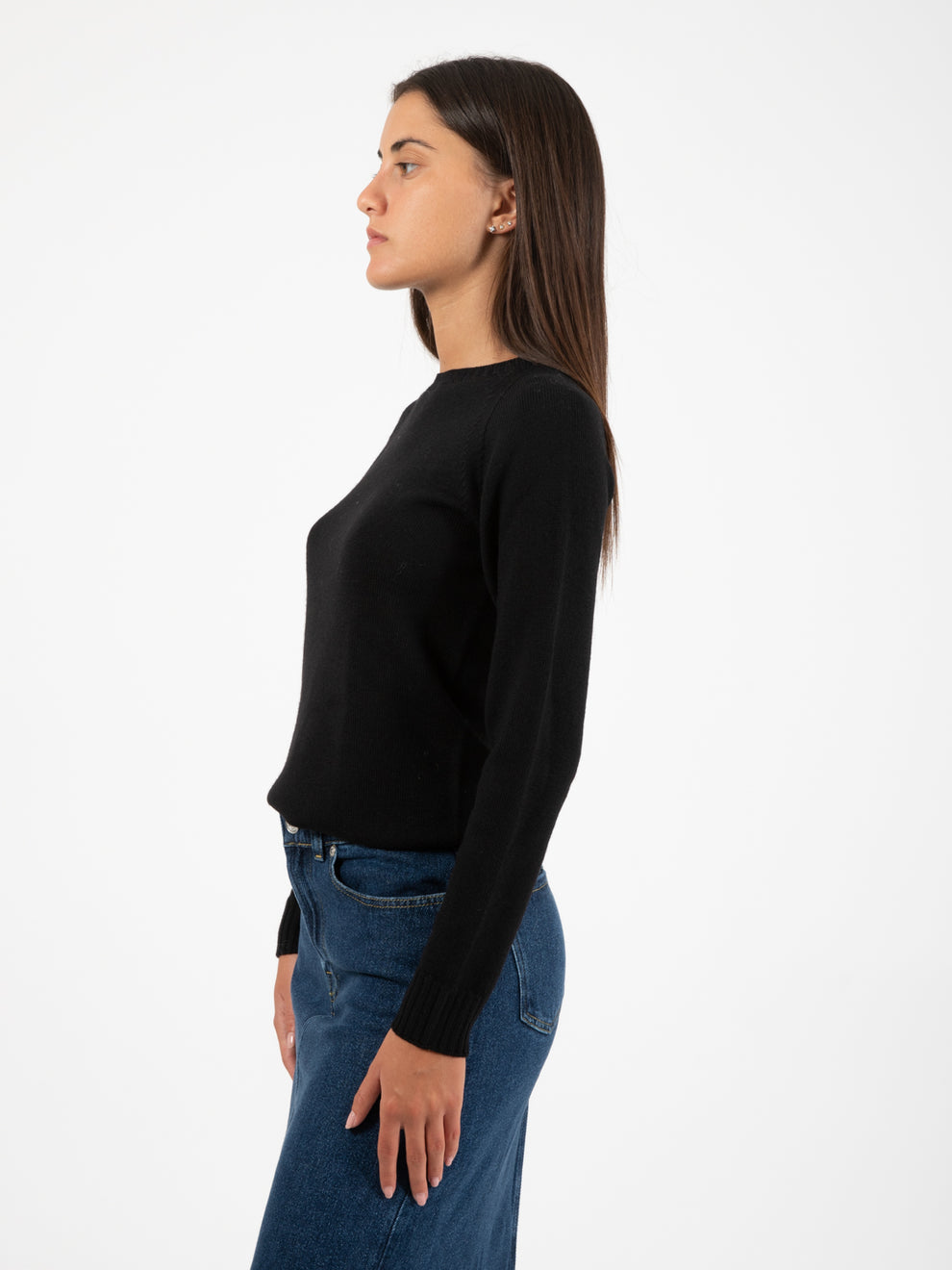 Black round neck sweater
