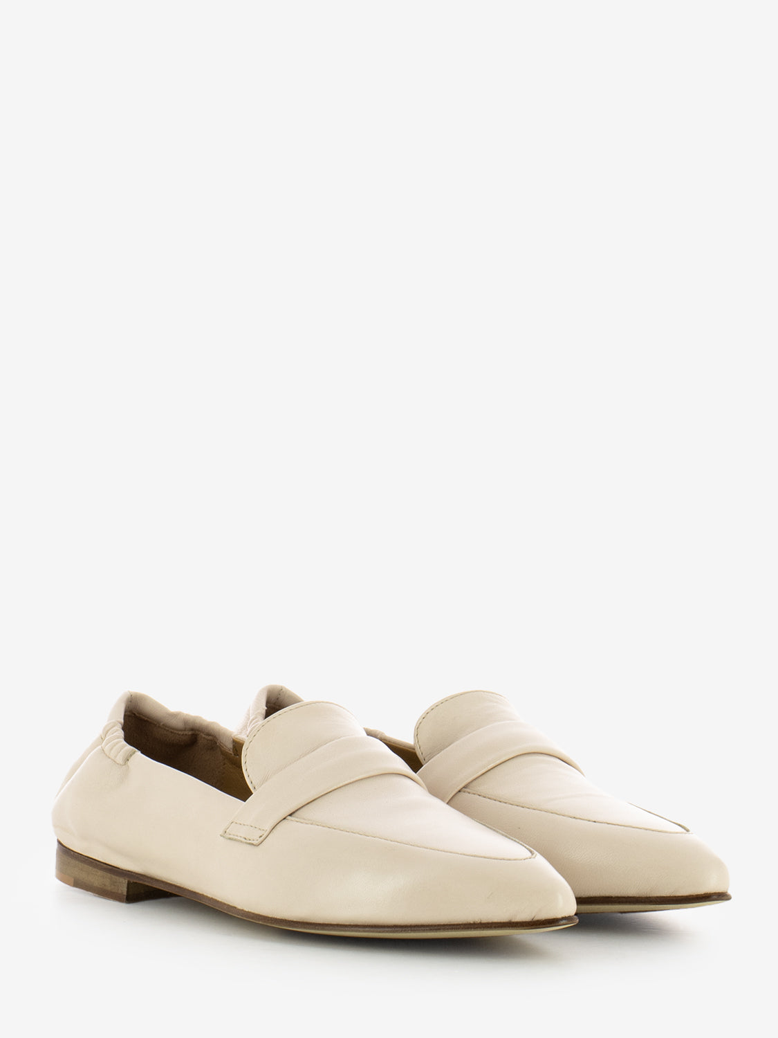 Mocassini a punta in pelle beige