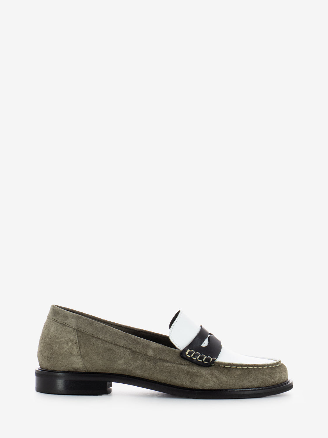 Mud white elsa two-tone moccasins