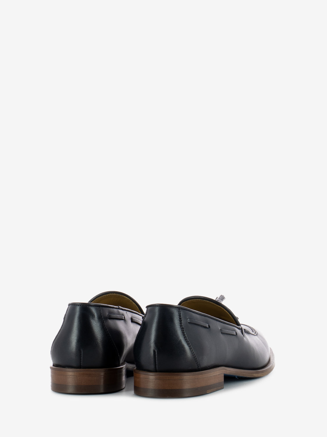 Leather moccasins with blue tassel