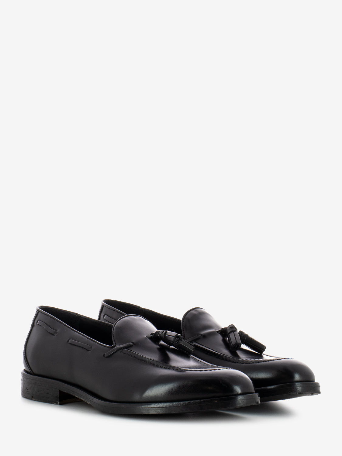 Black tassel loafer