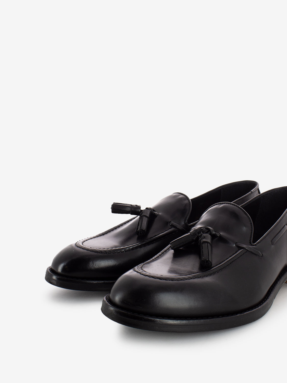Black tassel loafer