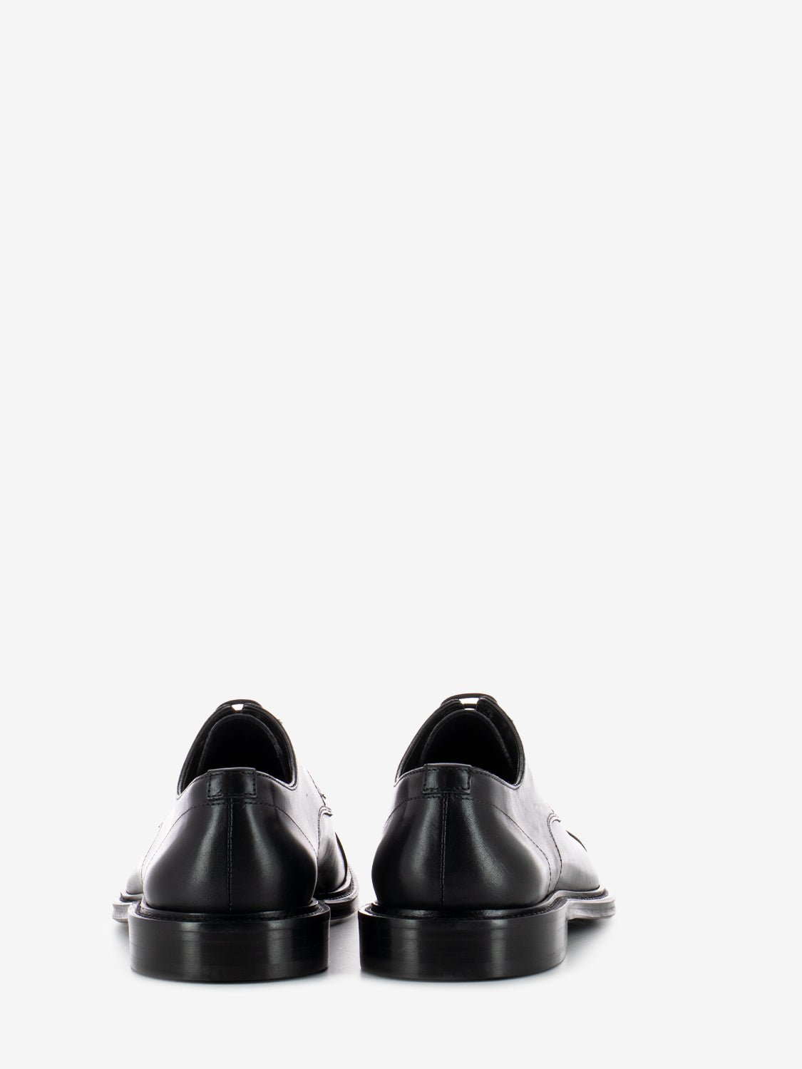 Oxford Montecarlo in black leather