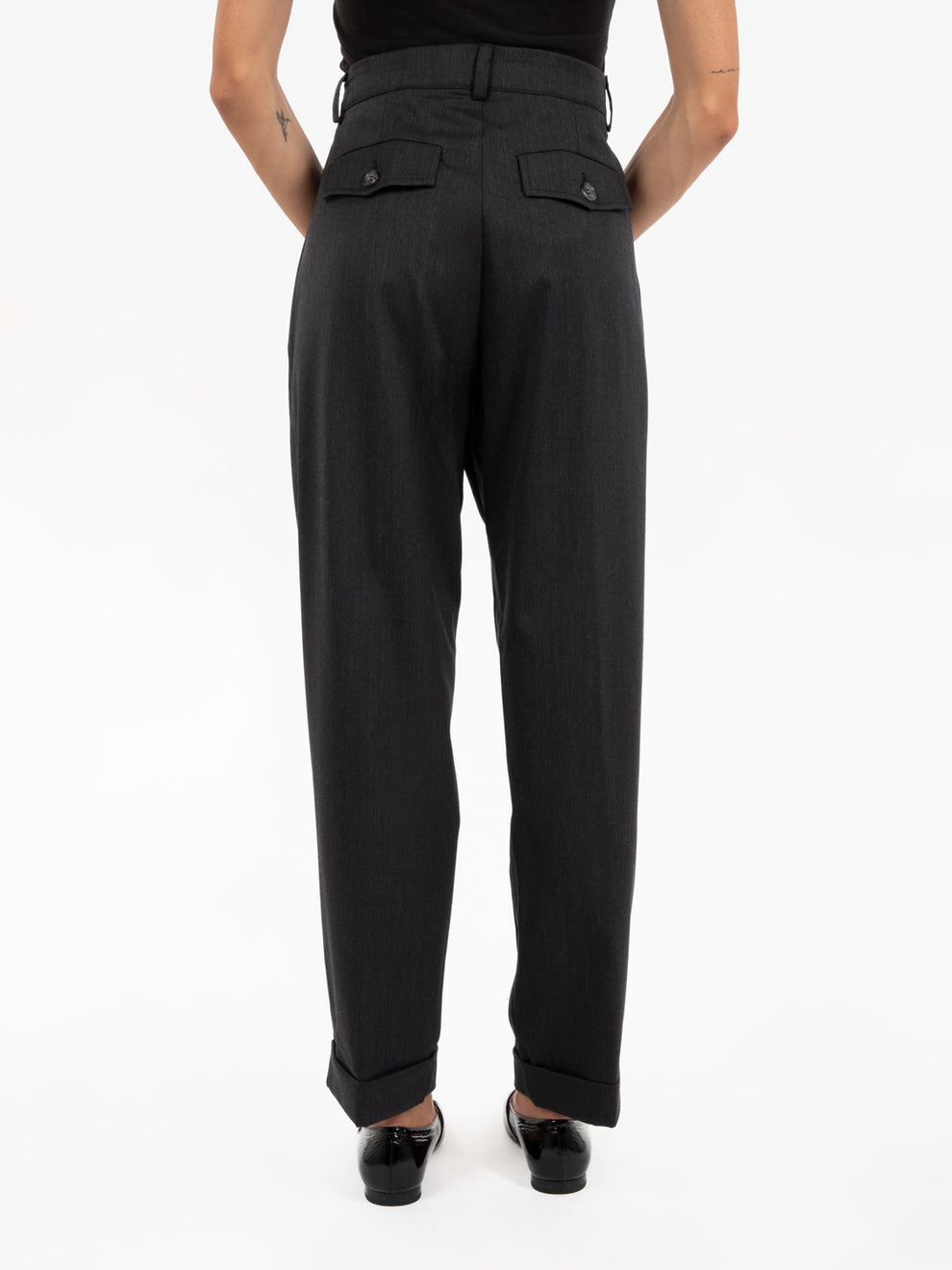 Pantaloni carrot fit grigio antracite