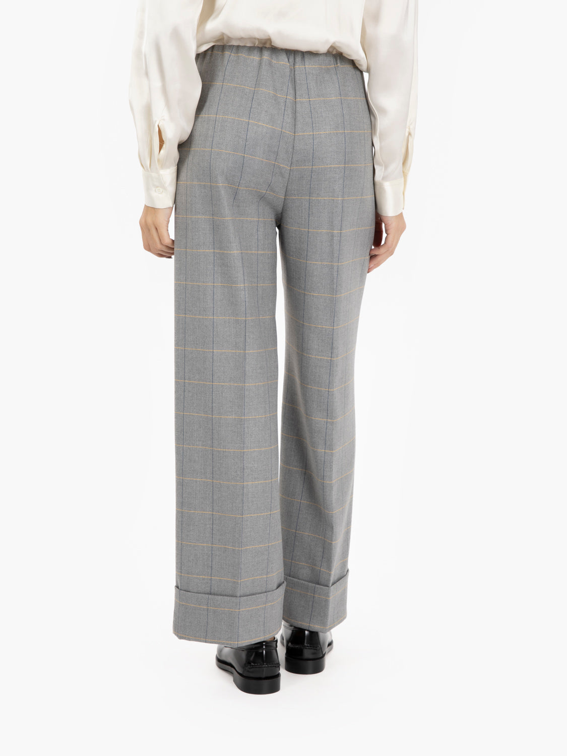 Check trousers with grey turn-ups