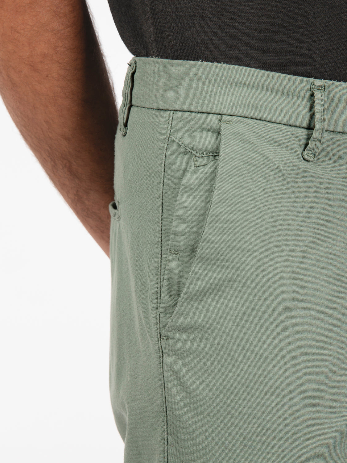 Pantaloni chino misto lino salvia