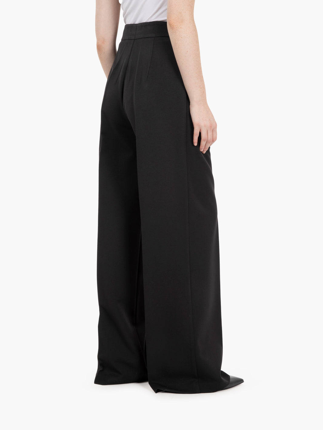 Black double pleated trousers