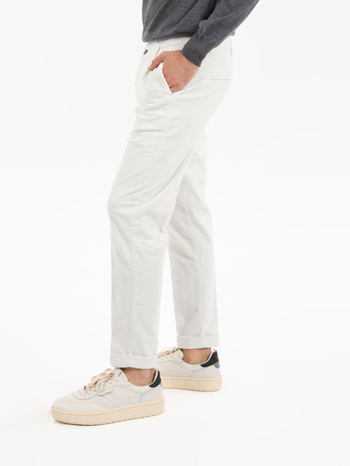 Pantaloni in velluto a coste bianchi