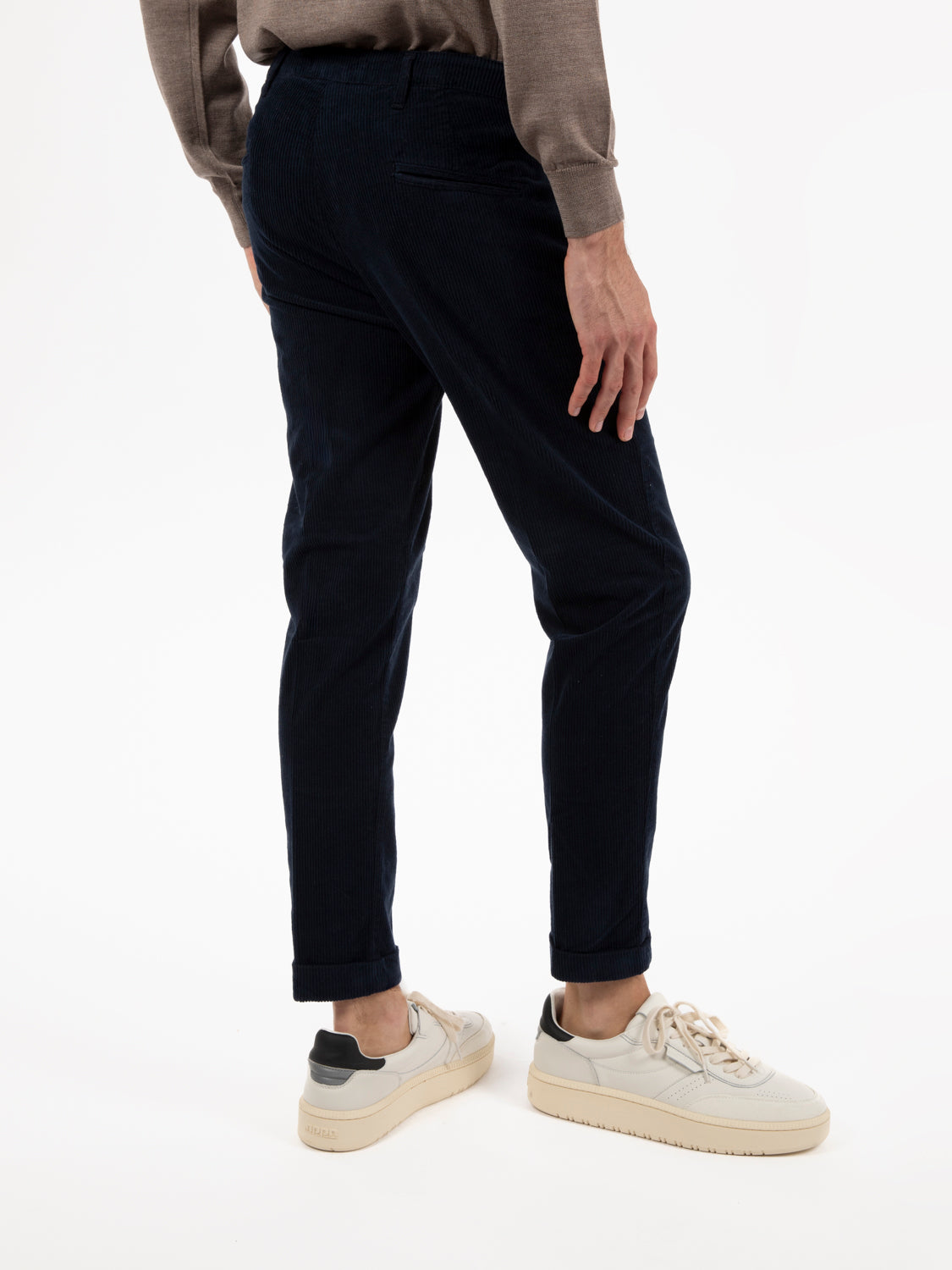 Pantaloni in velluto a coste blu