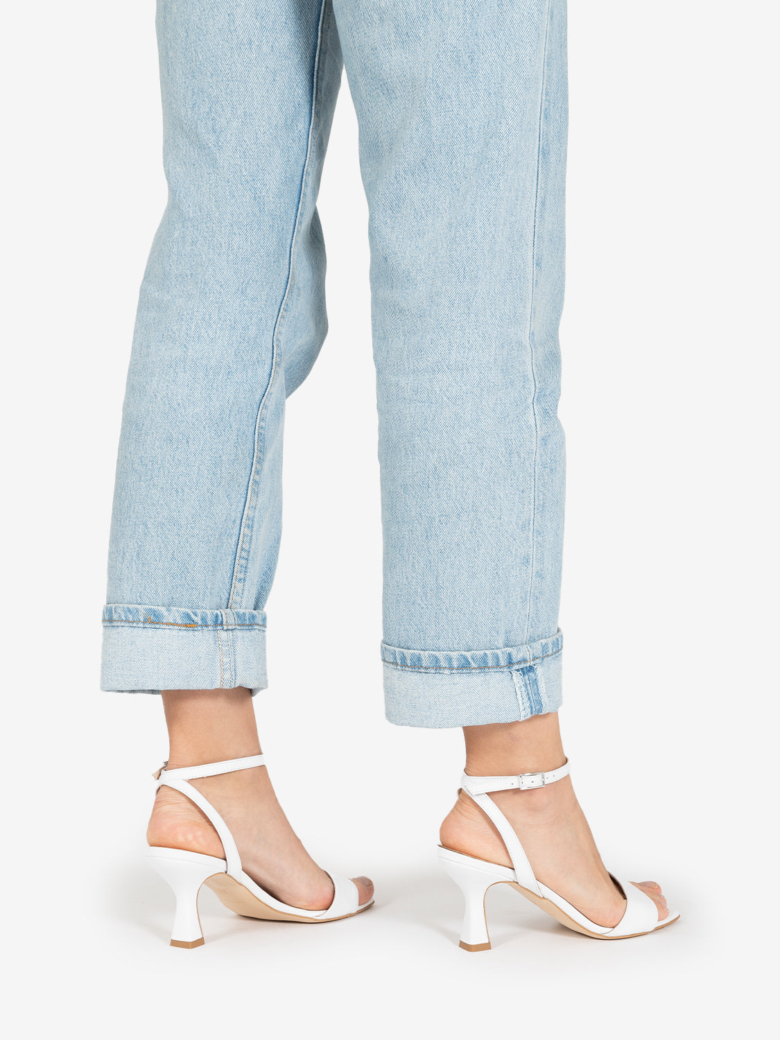 White nappa sandals