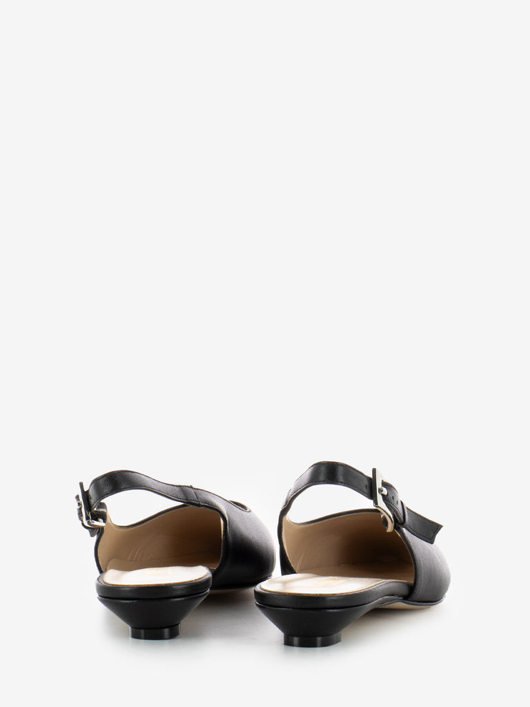 STIMM - Slingback a punta con tacco basso nero