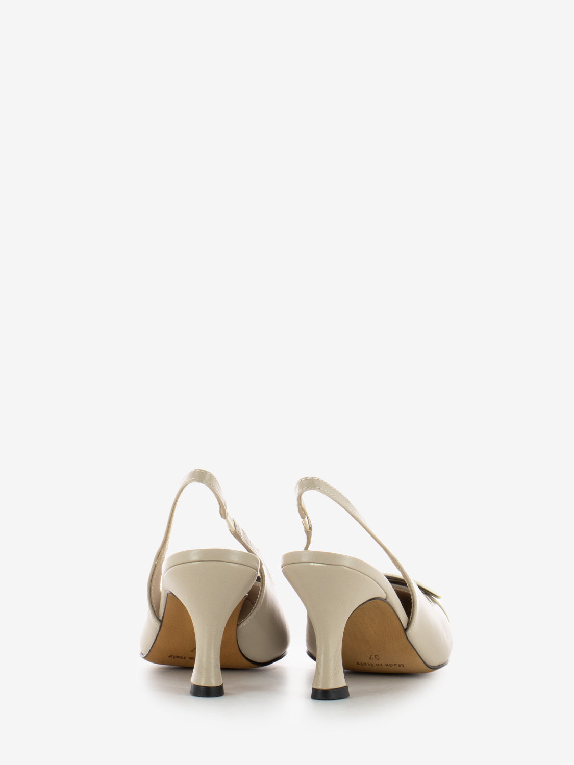 Slingback con accessorio fard / panna
