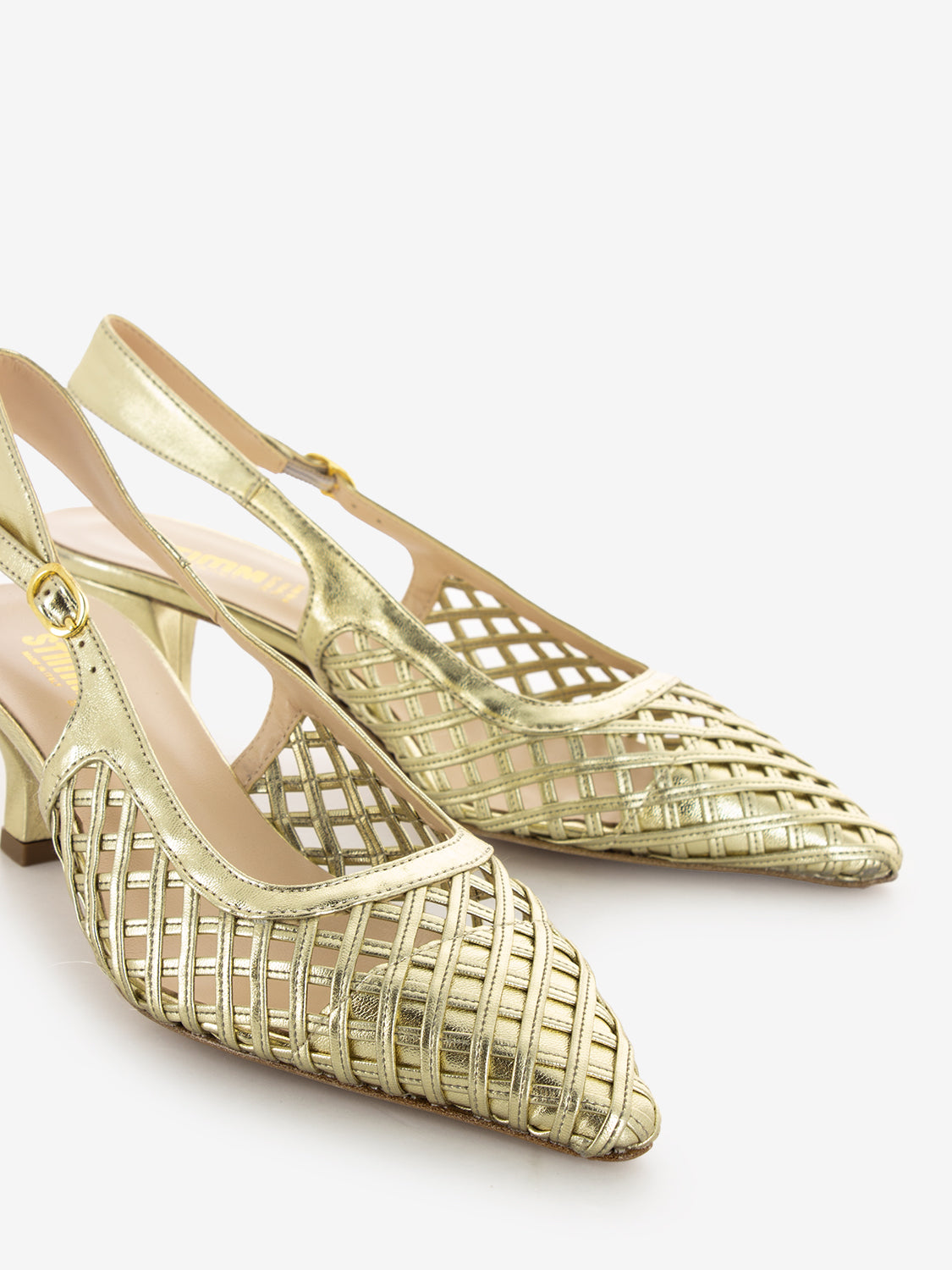 Slingback traforata platino laminato