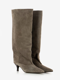 Vicuna suede kitten boots