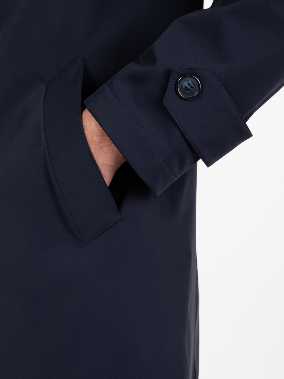 Trench con bottoni impermeabile blu