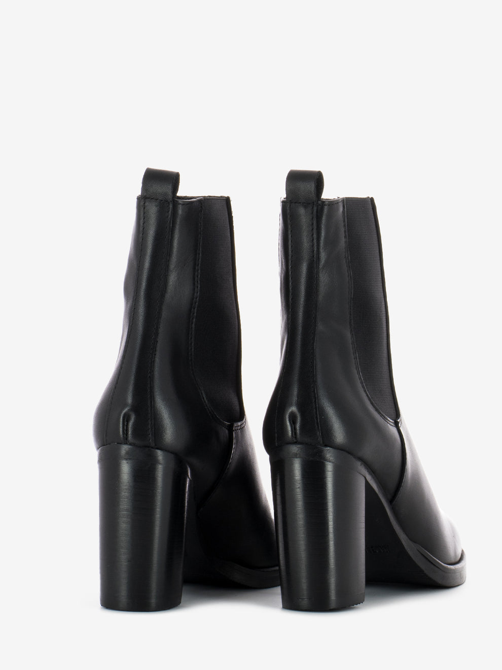 Ankle boots with elastic sides in black leather