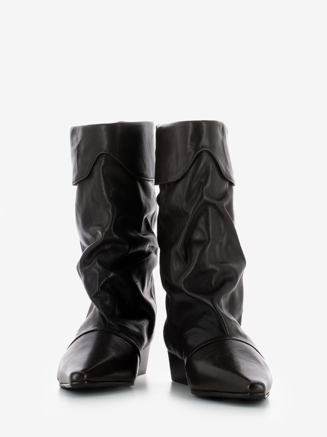Stivaletto in pelle effetto slouchy