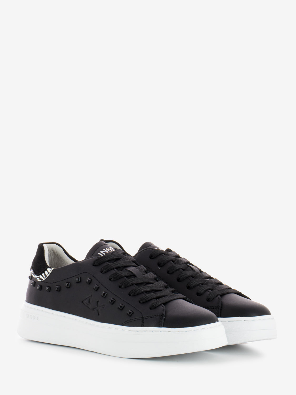 Grace Leather Sneakers Black