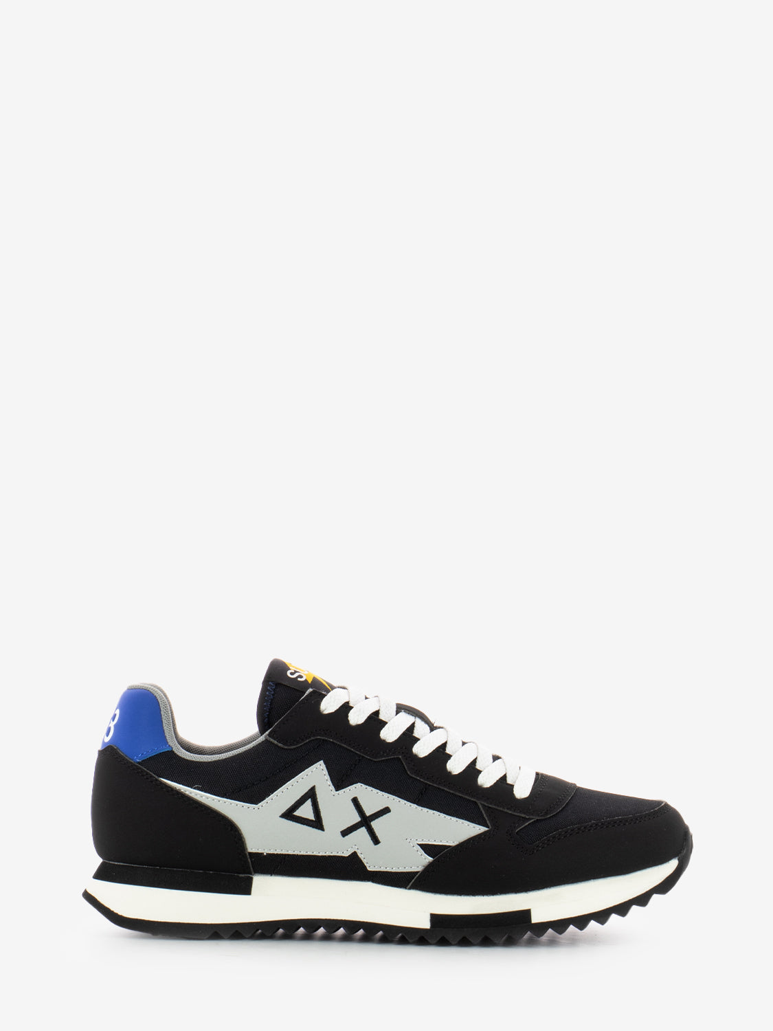 Niki Solid Black Sneakers