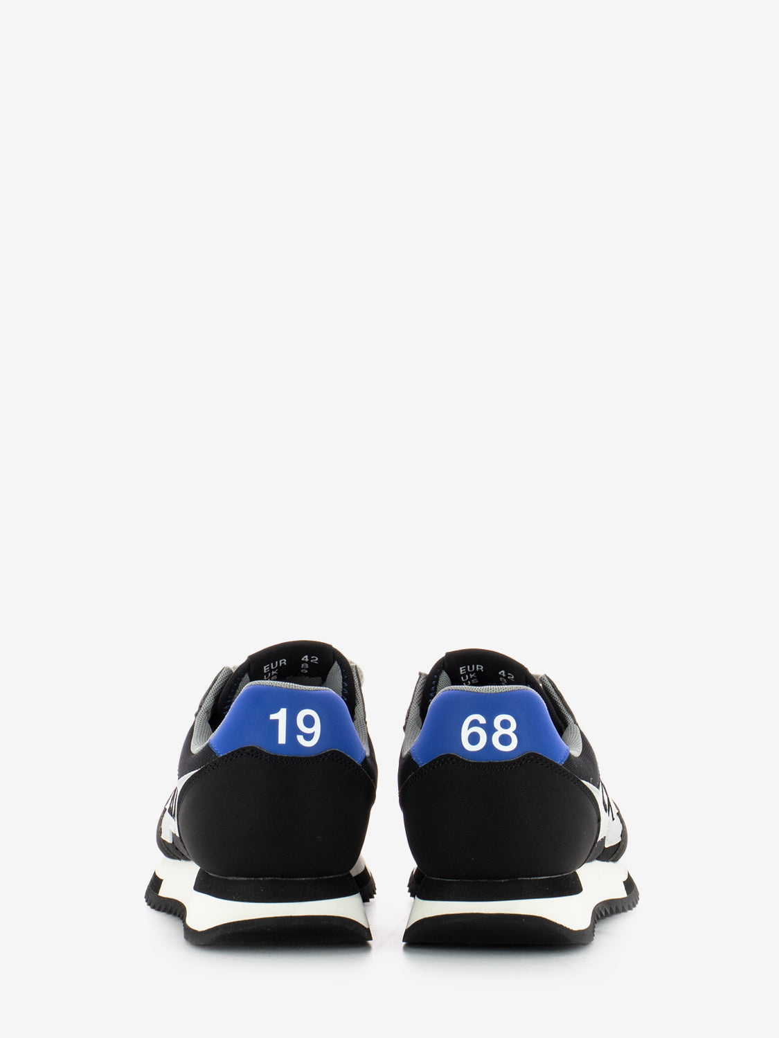Niki Solid Black Sneakers
