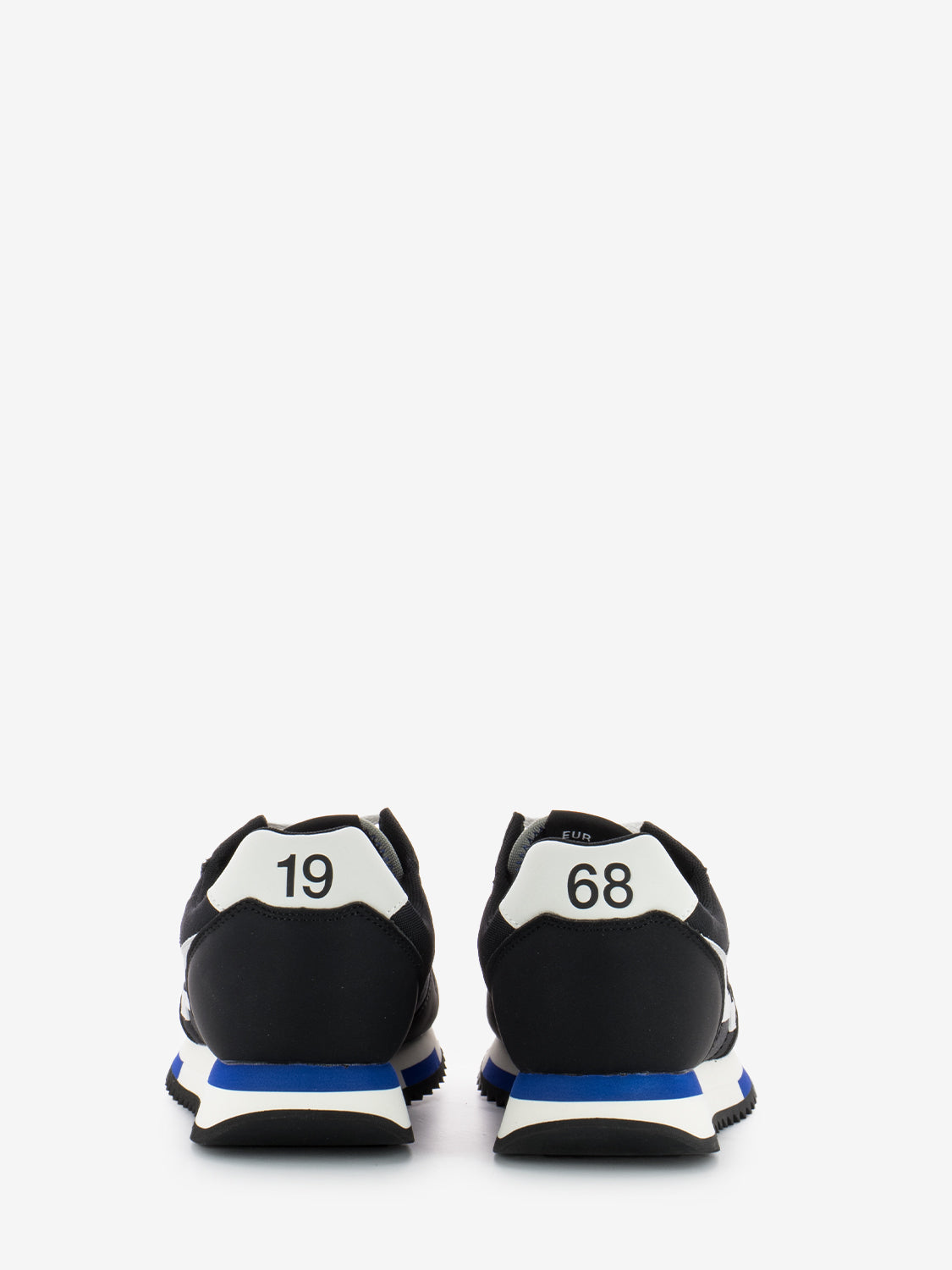 Niki Solid Black Sneakers