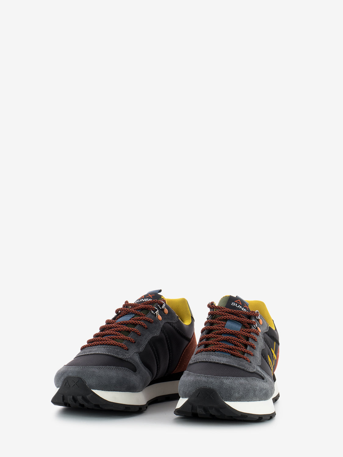 Tom Goes Camping black sneakers