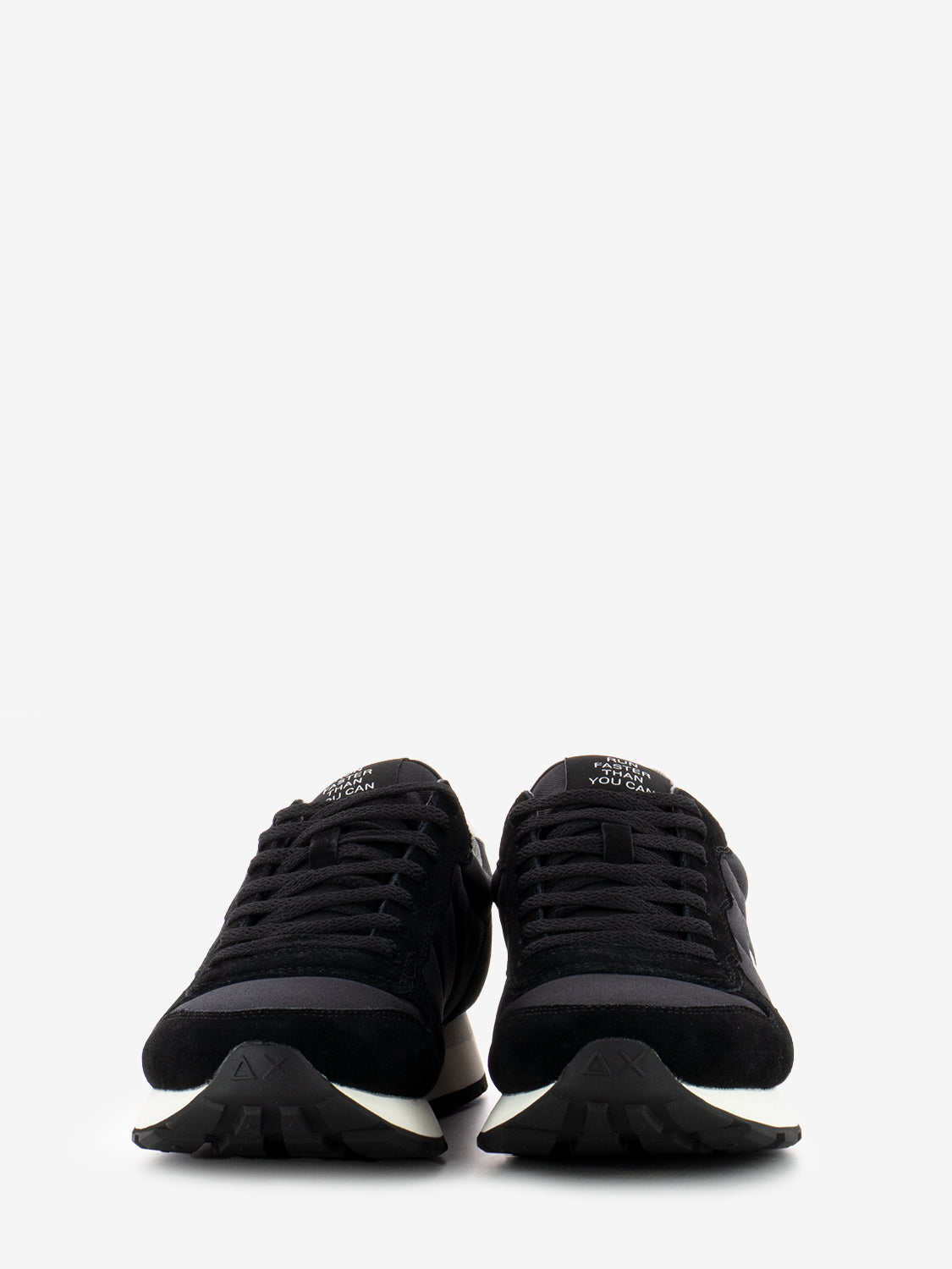 Tom solid black sneakers