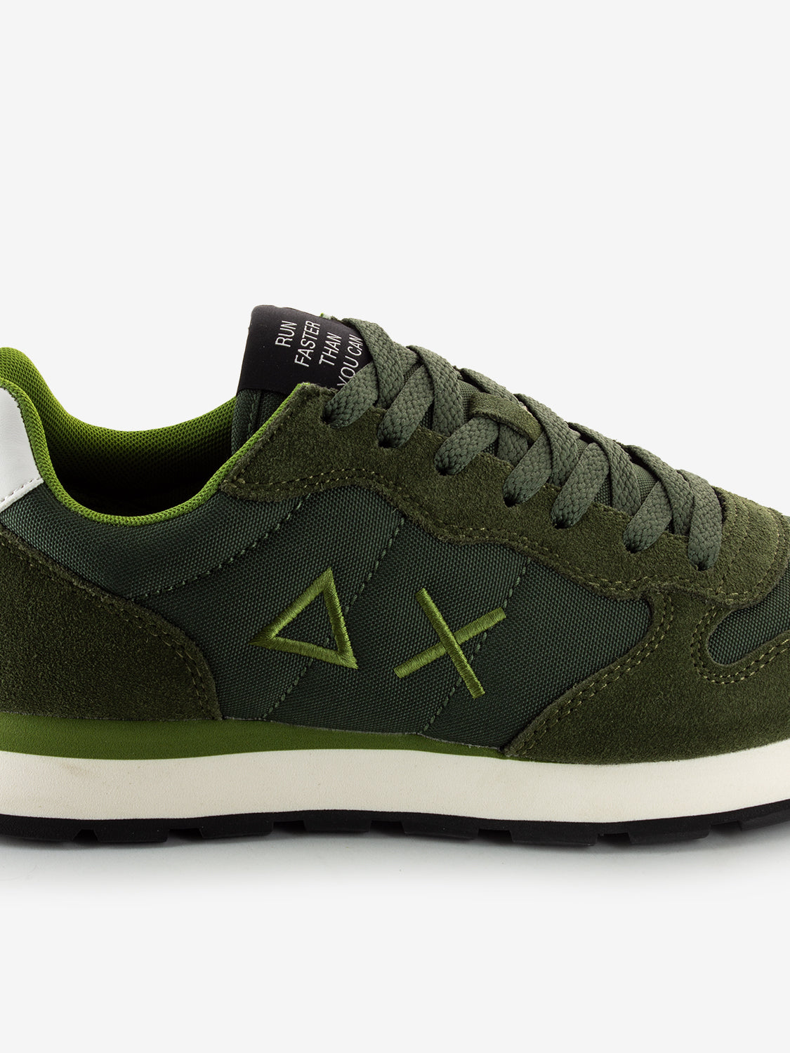 Tom Solid Green Sneakers